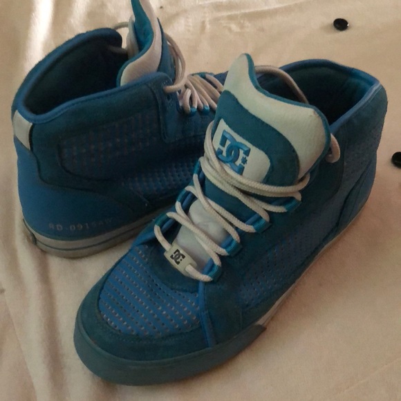 dc men's tennis shoes